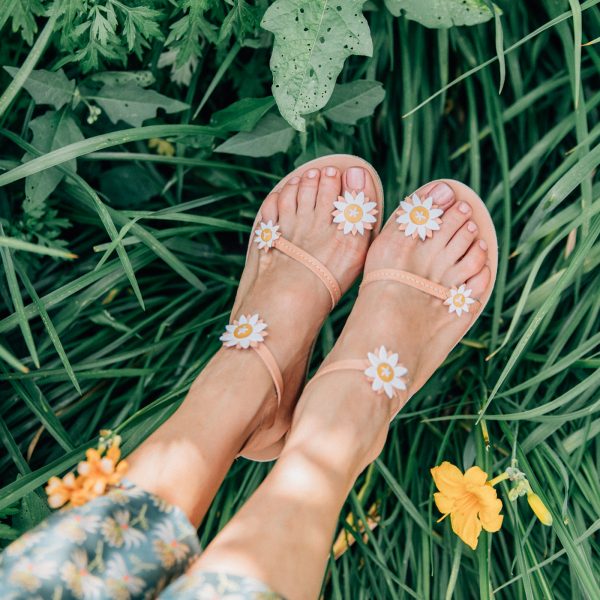 Summer Sandals Round Up